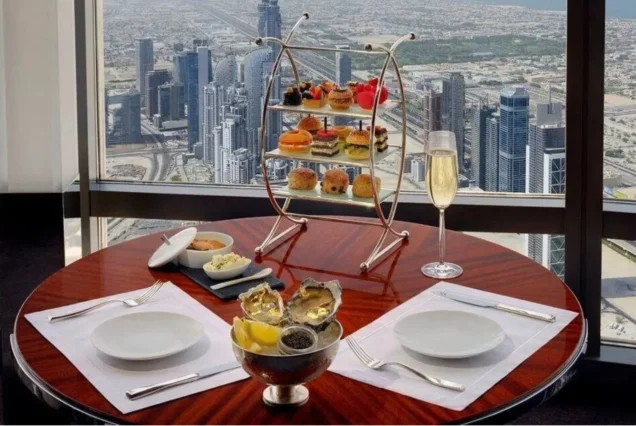 burj-khalifa-ticket-with-the-cafe-treat